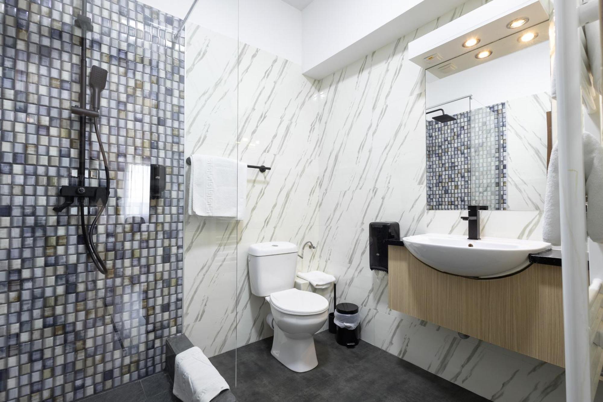 Apart Hotel Bonjour Cluj المظهر الخارجي الصورة